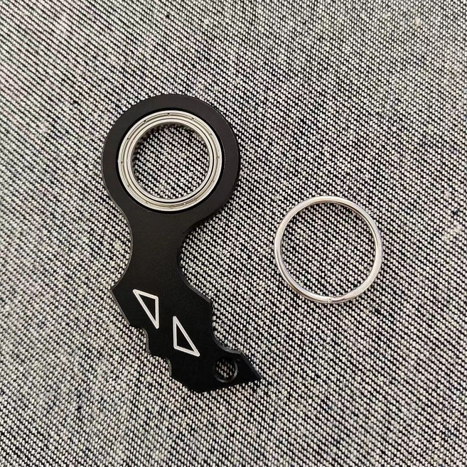 解壓玩具鑰匙扣 靜音美式無聊防焦慮鋁合金鑰匙扣, 1個, 新彎刀黑（含鑰匙圈）