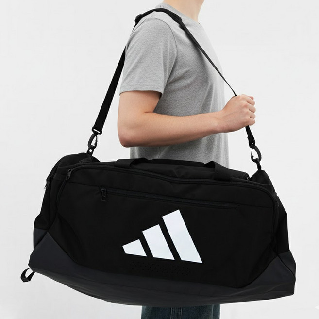 아디다스 라지 더플백 대용량 크로스백 헬스 축구 다용도 스포츠 가방 여행 캠핑 빅사이즈 짐가방, 1개, 블랙