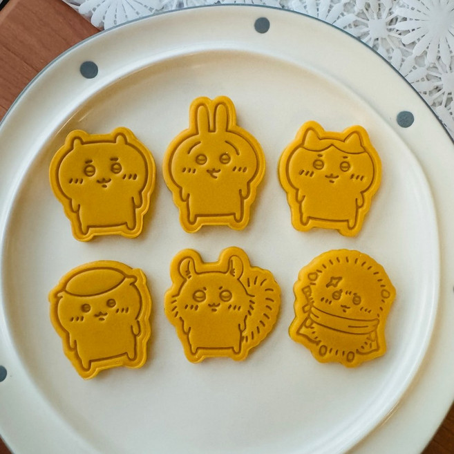 치이카와 3D 입체 쿠키 커터 홈베이킹 DIY 캐릭터 쿠키틀 3종 세트 주방 용품 먼작귀 굿즈 아이 간식용