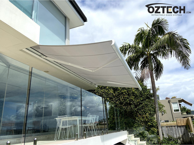 오즈텍 폴딩암 카세트 어닝 전동 자동 차양막 어닝 OZTECH, 10000, 4100