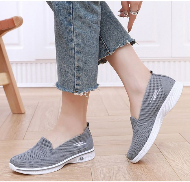 MOMSHU 사계절 발편한 여성 슬립온 운동화 HJ-101