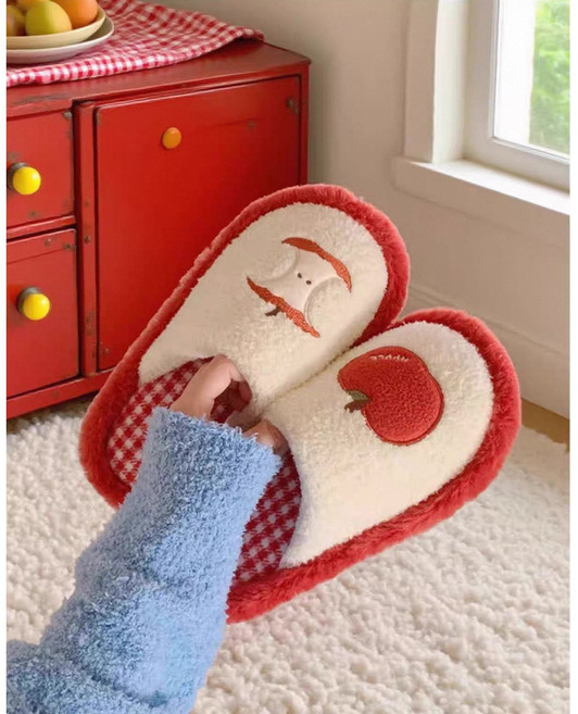 [노아르] 애플 뽀글이 사과 실내화 귀여운 겨울 털슬리퍼 폭신한 거실 인테리어 홈슬리퍼