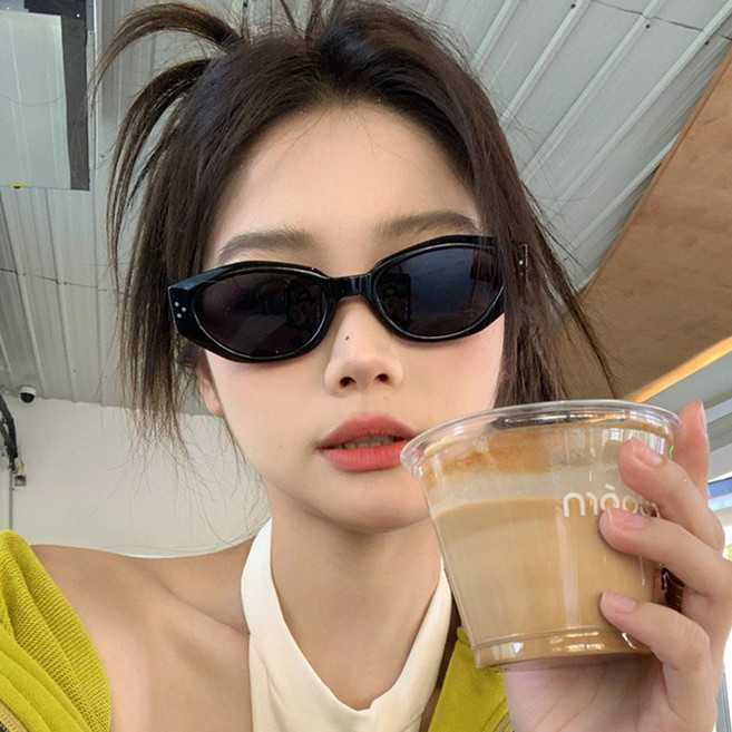 루시비아 캣아이 선글라스 가벼운 뿔테 남자 여자 자외선차단