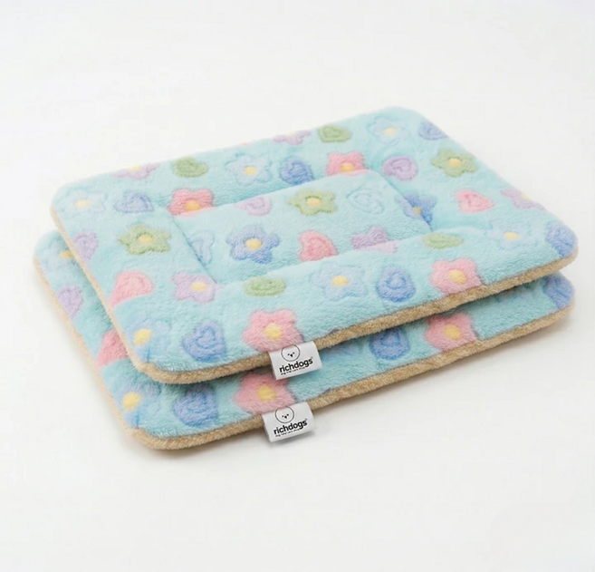 리치독스 강아지방석 고양이 애견 겨울 이불 쿠션 가성비 방석 민트꽃방석, 1개