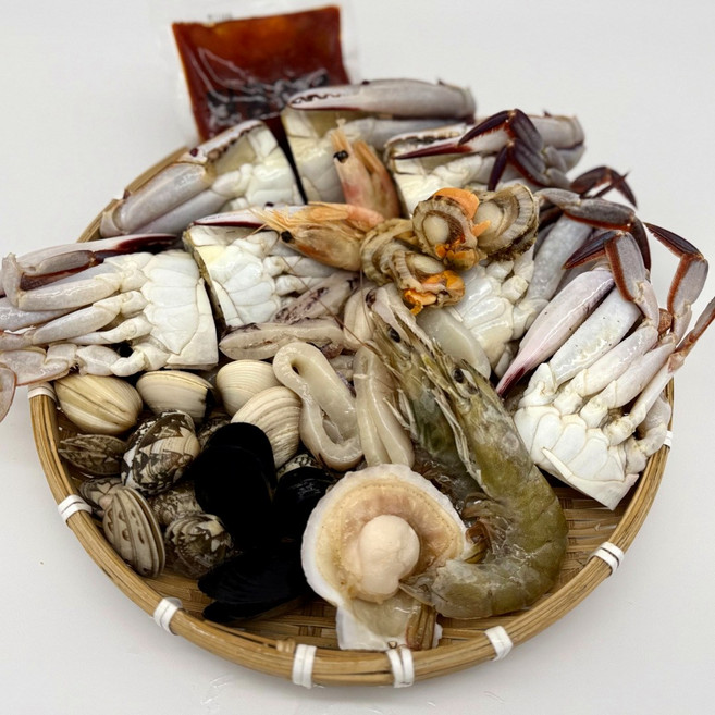 수산잇츠 꽃게탕 밀키트 꽃게 캠핑 해물탕, 2개, 1kg
