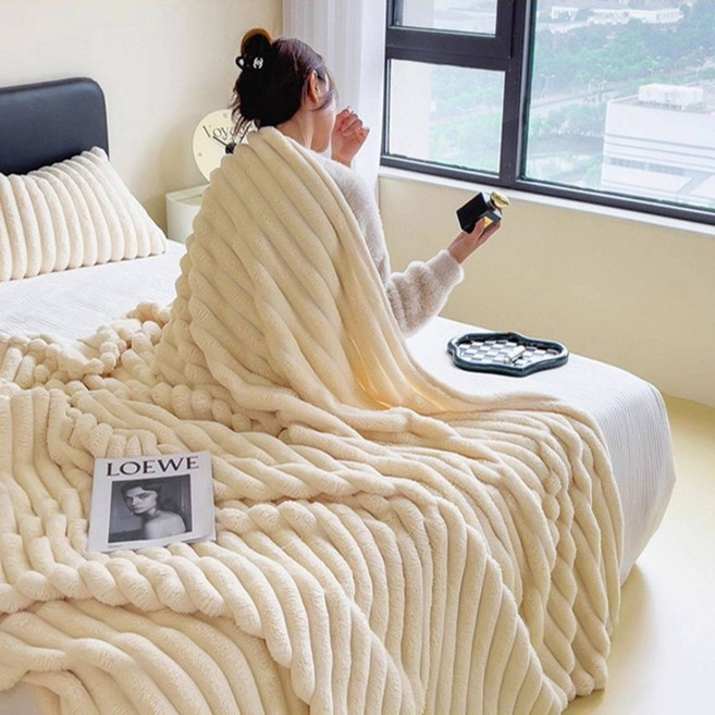 Sojin&Co. 극세사 담요 보들보들 블랭킷 정전기 방지 세탁 가능 무릎 담요