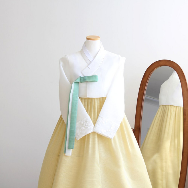 [화양연화] 신노랑치마 - 웨딩한복 신부한복 고급한복 맞춤 셀프스냅 한복 상하 세트(한벌)