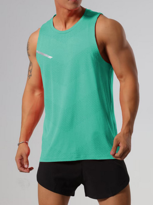 남성 러닝 스포츠 슈트 여름용 루즈핏 속건 티셔츠 민소매 조끼 트레이닝 운동복 마라톤 피트니스 스타일 시원한 착용감 편안한 외출용