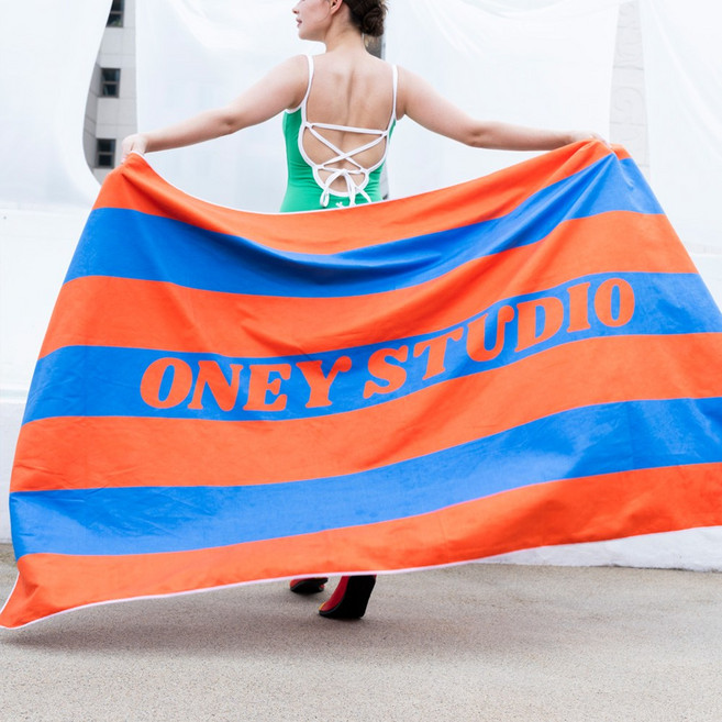 오니스튜디오 비치타올 특대형 극세사 바디타월 큰수건 8컬러, 1개, 핑크