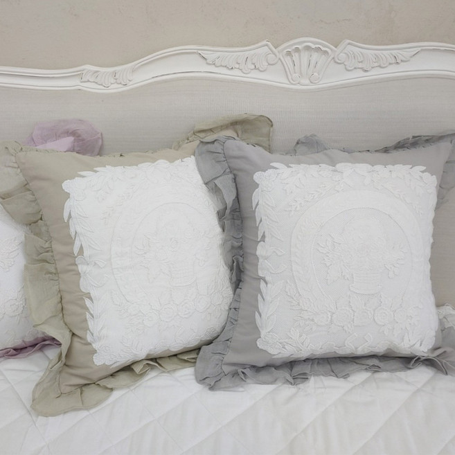 프렌치 린넨 프릴 쿠션 인테리어 소품 아뜨리엘홈, 솜 미포함, 베이지