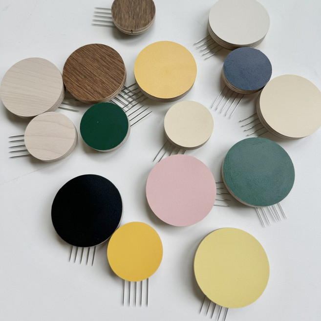 하이오즈 우드 원형 컬러 꼭꼬핀 무타공 원목 벽걸이 후크, 2개, 원형 4.5cm 아이보리