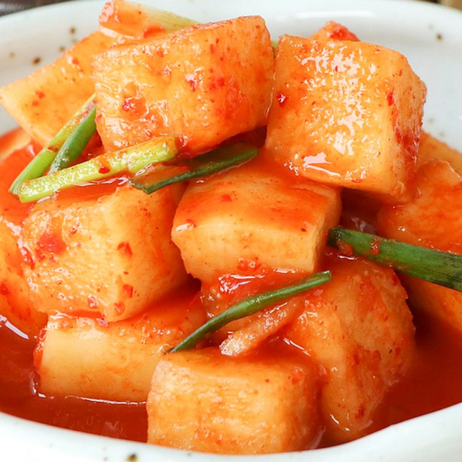 서울 명동 설렁탕깍두기 석박지 식당깍두기, 1개, 2kg