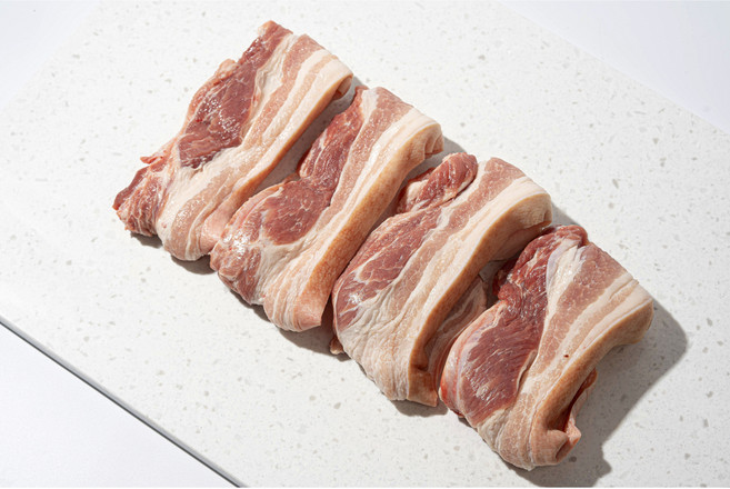 마장동축산시장 고기친구 한돈 오겹살 목살 등갈비 돈마호크 캠핑용 구이용 골라담기, 돈마호크(800g~850g), 800g, 1개