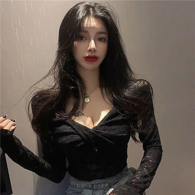 ROYALBELLE 여성 브이넥 레이스 슬림핏 긴팔 이너 세련된 섹시한 스타일 데일리 티셔츠 B0082506