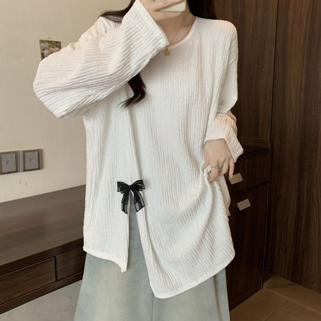 Makone 여성 라운드 큐빅 반짝이 아플리케 요루원단 루즈핏 언발란스 앞트임 리본장식 예쁜 긴팔 티셔츠