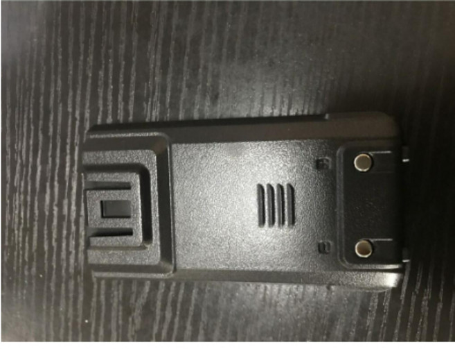 UV雙頻防水對講機 高功率雙段手調頻 IP68防水, 1個, 加購電池
