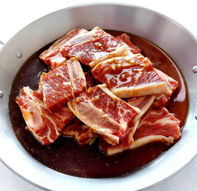 [한입갈비 양념LA갈비 / 피에이미트마켓 서울갈비 / 잘라져서 먹기편한 한입LA갈비], 1개, 500g