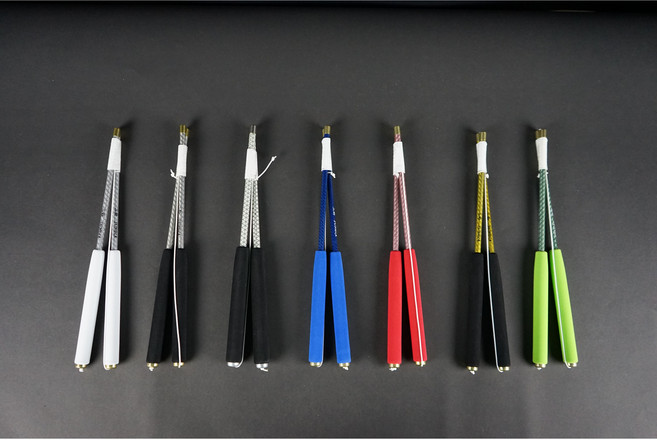 三鈴SUNDIA 30cm 扯鈴專用碳纖維棒 輕巧耐用 專業平衡 扯鈴配件, 經典原色小碳棍, 1個