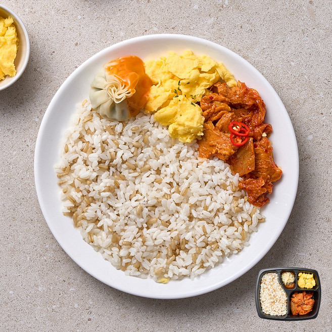 굿스푼 다이어트 귀리곤약밥 김치제육 210g 4팩 두루치기 볶음 백반 고기반찬 간편 일주일 식단 편의점 도시락, 귀리곤약밥&김치제육 4팩, 4개
