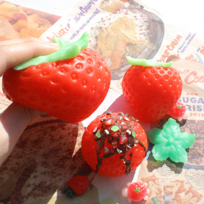 BIG딸기몰드 소 대 레진아트실리콘몰드 실리콘 몰드 레진 아트 쪼만한마을 스트로베리 레드 상큼 과일