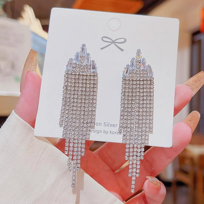 칠성작 925은침 기하학적 큐빅 태슬 볼드귀걸이 를 빛낸 눈부신 액세서리
