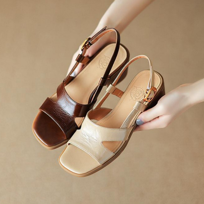 중년여성 여름 푹신한 가죽 스트랩 팬딩 샌들 발편한 키높이 샌달 40대50대60대