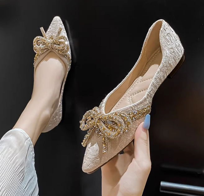 쌍천 여성 봄 가을 스틸레토 플랫 단화 크리스탈 웨딩 슈즈 신부 단화 A26031525