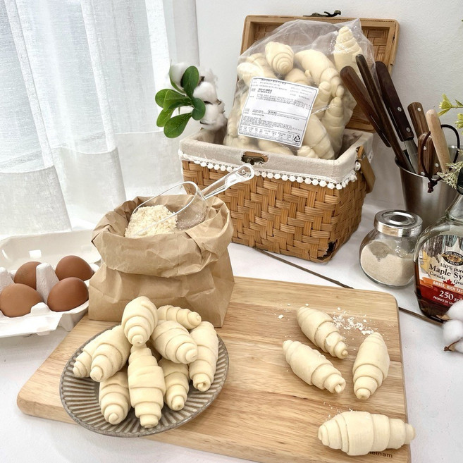 믹스메이커스 크로와상 생지 유러피안 버터 미니 서울식품 70g 30g 55g 30개 32개 60개입 크로플 크로아상, 유러피안 버터 70g X 30개입, 2.1kg, 1개