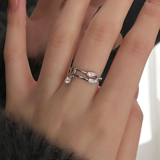 티큐 여성 실버 925 옷핀 큐빅 드롭 오픈링 반지 A1934