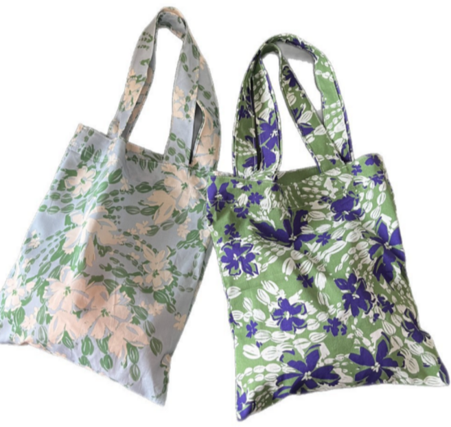 어뮤즈 화사하고 가벼운 스몰 에코백