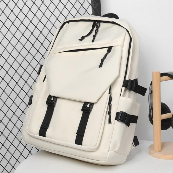 패션 컴퓨터 백팩 캐주얼 데일리 학생 가방 대용량 수납 가벼운 무게 방수 소재 노트북 수납 가능 여행용