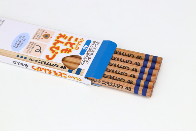 Jul.24 125번 쿠몬 공문식 듀얼코어 샤프너 볼드 삼각연필 굵기 범용 샤프너Z, 4B 삼각 연필 6 자루[3-5 세]