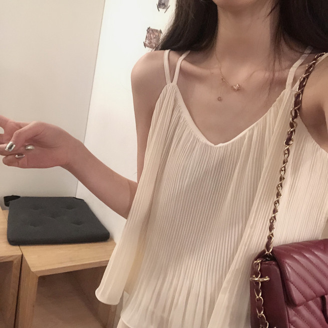 이케 여름 쉬폰 플리츠 끈나시 슬리브리스 휴양지 블라우스