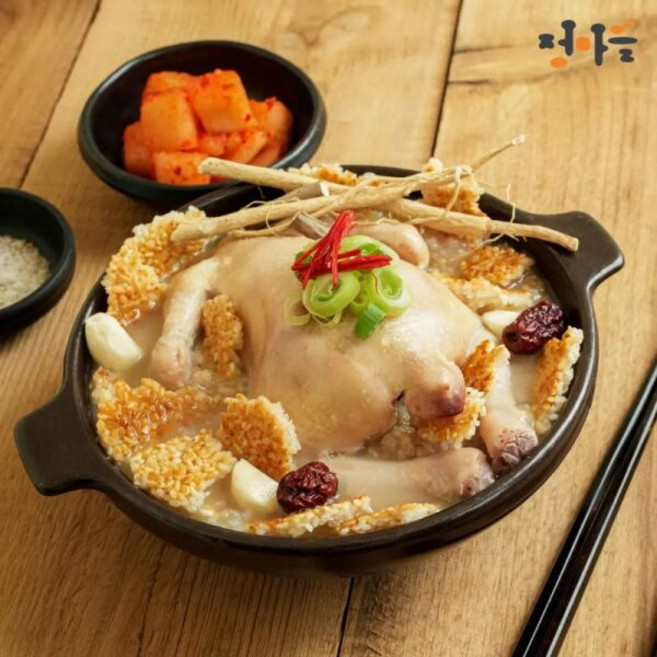 [정마을] 실온보관 한우사골 사골누룽지삼계탕 1kg x 2팩 / 국내산 닭 사용, 1세트