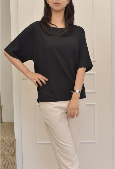 아이엠수 피카 여성 5부 라운드넥 루즈핏 블라우스 티셔츠