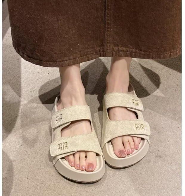 Y Fengxeye 女款拖鞋