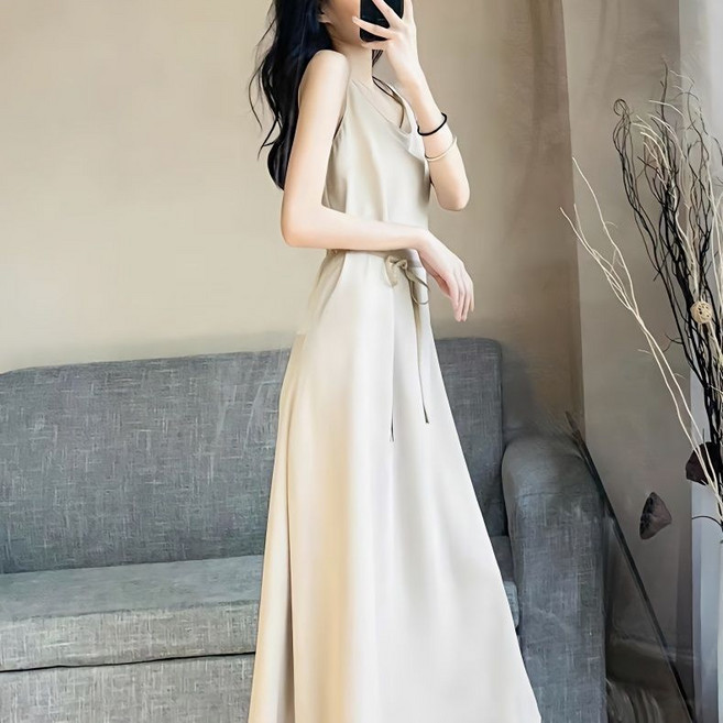 프리미엄 여성 여름 민소매 원피스 슬림핏 끈나시 쉬폰 롱 원피스 데일리 날씬해 보이는 치마 ZZQ