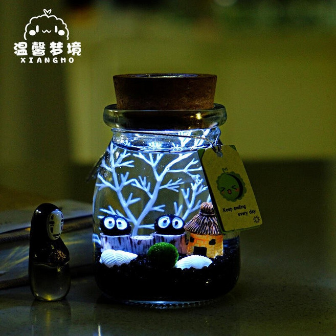 溫馨夢境 XIANGMO 海藻球生態瓶 綠球藻迷你盆栽 夜光療癒懶人植物微景觀水培, 帶燈:灰塵精靈150ml瓶黑1歲1顆