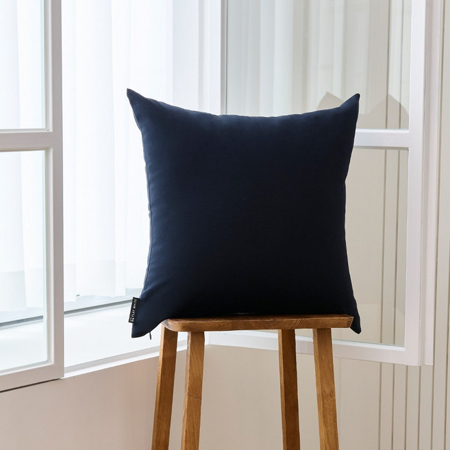 플랫화이트 빵빵하고 오래 사용하는 방수 인테리어용 쇼파 쿠션 (솜+커버), 네이비