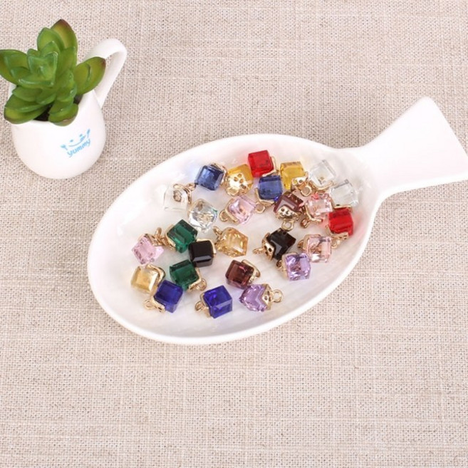 짱패브릭 스퀘어 크리스탈 팬던트-15color, 오팔, 1개