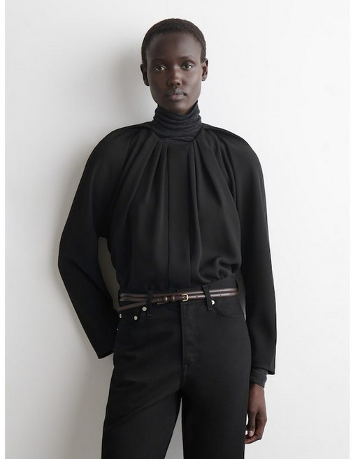 COS 공식 볼류미너스 플리티드 블라우스 블랙 1113657