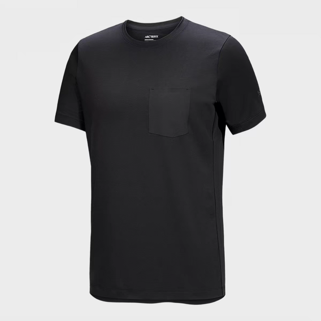 ARC TERYX CAPTIVE POCKET SS26 남녀공용 로고 프린트 무라운드 넥 반팔 티셔츠 클리프톤 X000009662