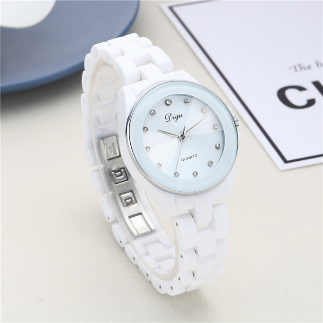 여성용 트렌디 심플 방수 세라믹 시계 화이트 다이얼 학생 캐주얼 스타일 손목시계