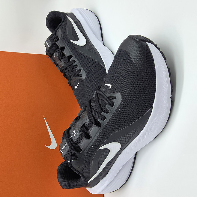 [나이키 정품]다운시프터 러닝화 헬스 조깅 발편한 가벼운 편한 남성 여성 운동화 (신발 보관 파우치 증정)