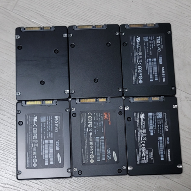중고 부팅용 삼성 SSD 하드 사타 120GB HDD WIN10 깔려있슴, 개
