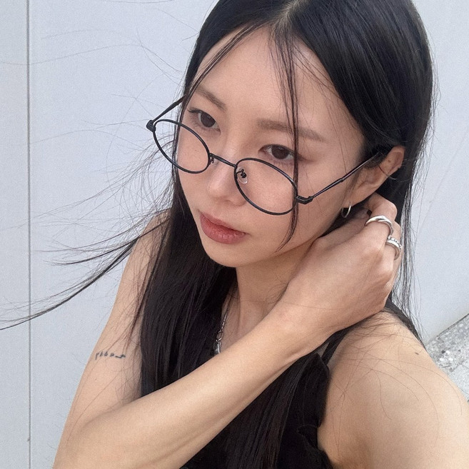 타원형 가벼운 메탈 안경 긱시크 패션 자외선차단 안경테