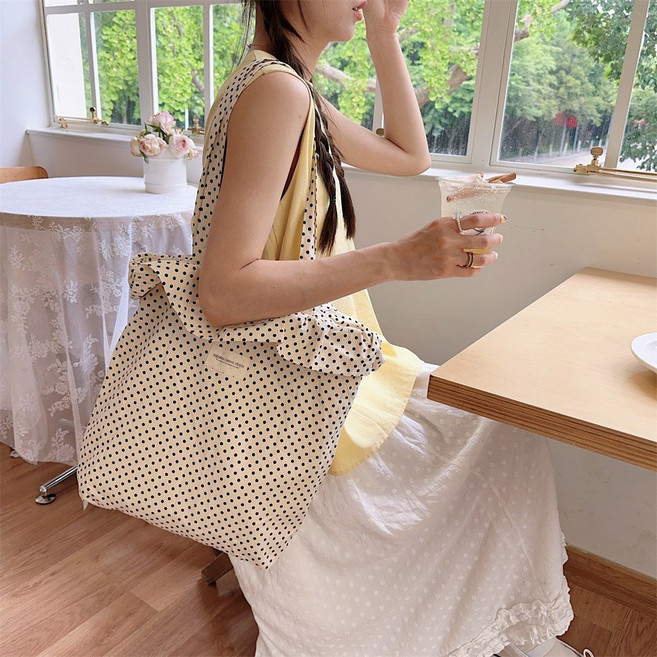 루톰 프릴 도트 에코백 여성 숄더백 데일리 가벼운 가방