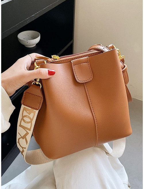 대용량 쇠가죽 가죽 버킷백 크로스 숄더백