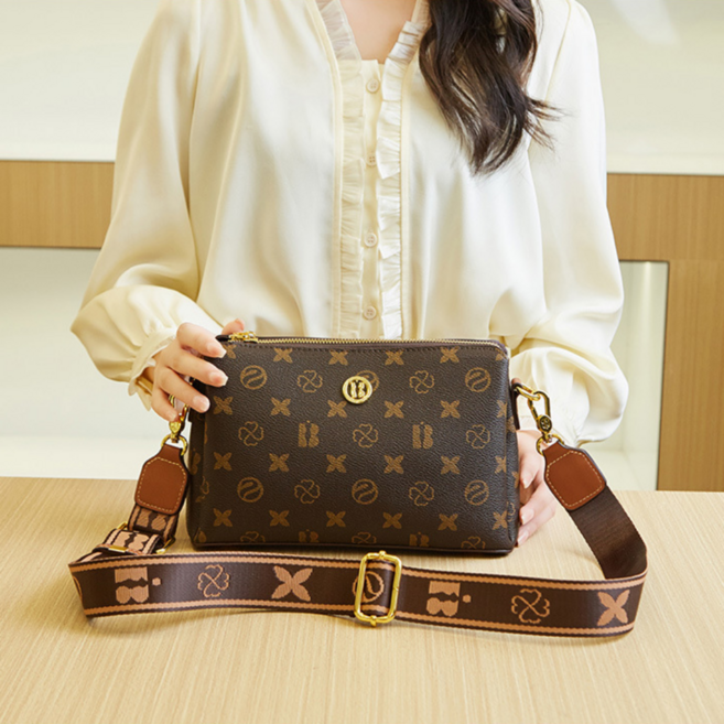 [샤르멜레] 고급스러운 여성 데일리 미디엄 사이즈 크로스백_270