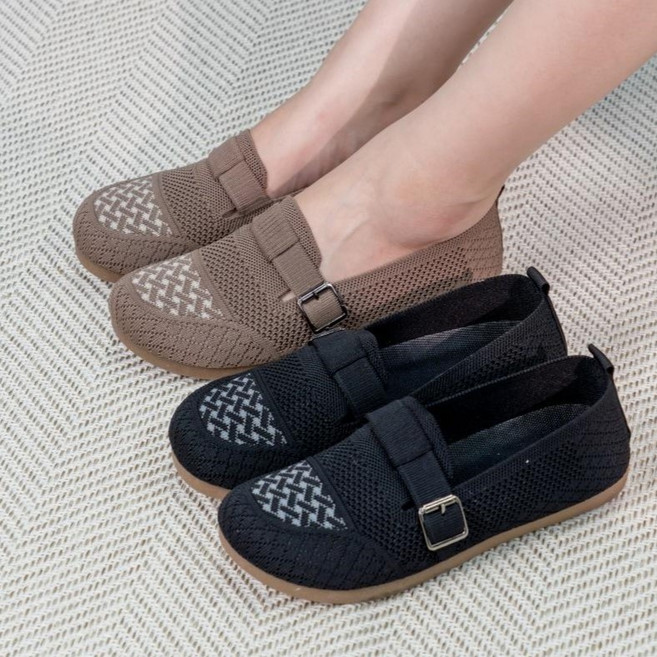 쌈지 가볍고 발이편한 푹신한 니트슬립온 중년여성 미끄럼방지 효도화 컴포트화 굽2.5cm